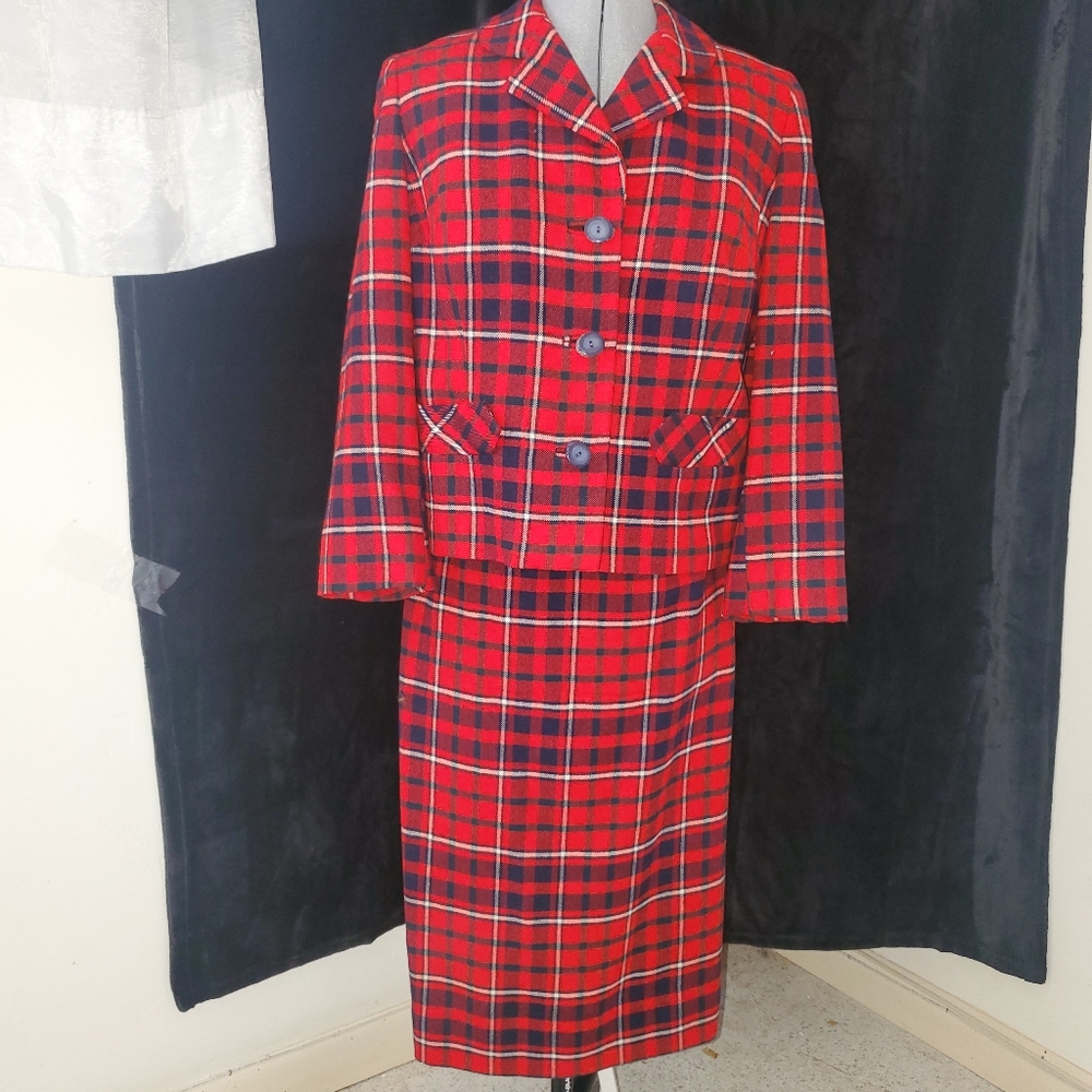 Vintage Tailored Plaid Tweed Jacket Skirt Set